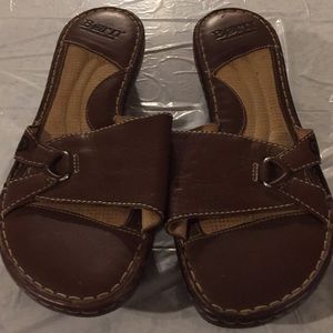 Born Size 11 Leather Sandals
